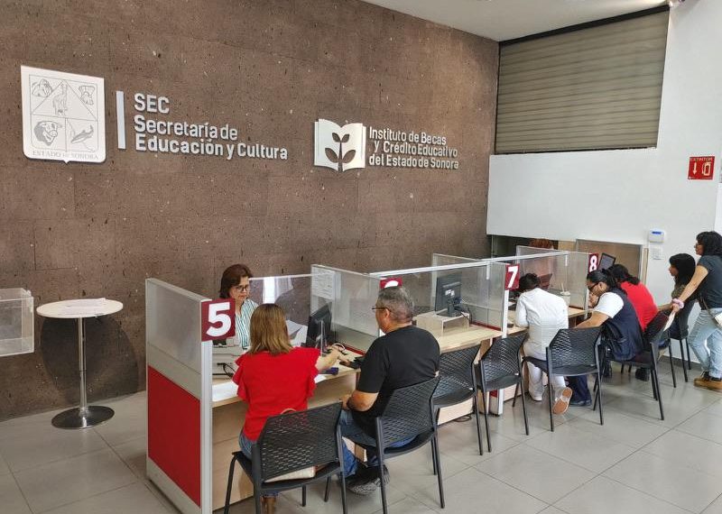 Instituto de Becas y Crédito mantiene atención al público durante las vacaciones de verano