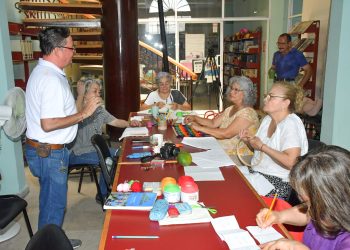 Ofrece la Biblioteca Pública Municipal Jaime Arellano programa permanente de arte terapia