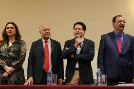 Pide Delgado a PT aprobar reforma al PJ como ‘regalo’ a AMLO