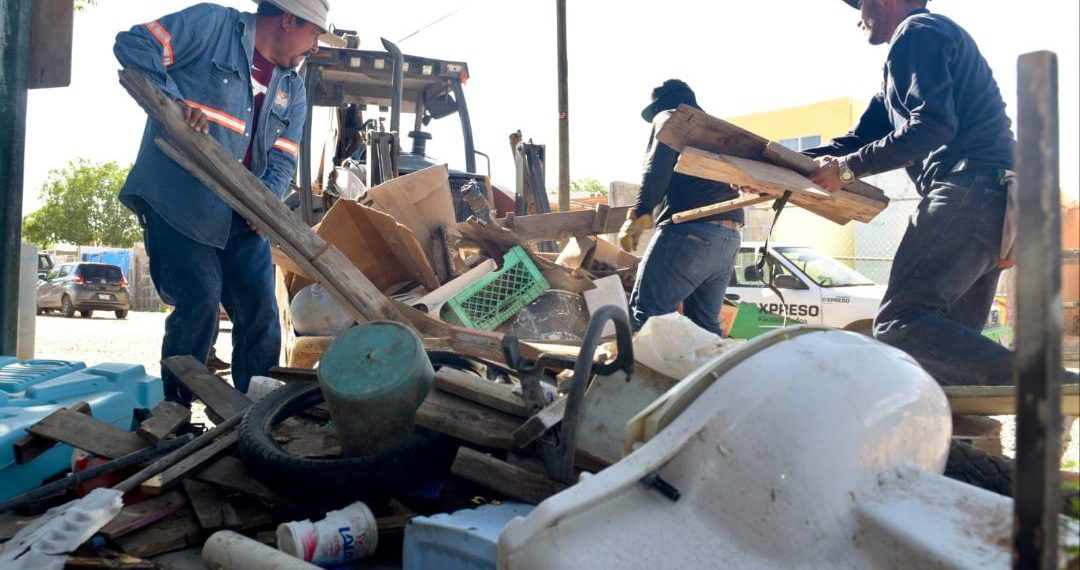 Retira Ayuntamiento de Hermosillo 173 toneladas de desechos no domésticos de 4 colonias