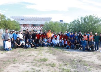 Estudiantes y personal del Creson realizan jornada de reforestación