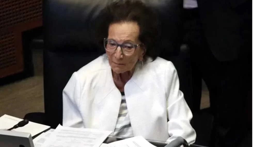 Será Ifigenia presidenta de Cámara; pondrá banda a Claudia Sheinbaum