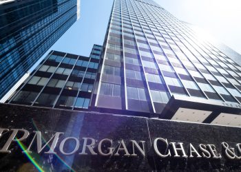 Debilidad económica se prolongará hasta 2025 : J.P. Morgan