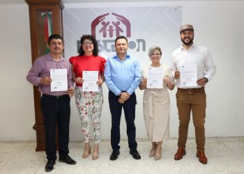 Toman protesta nuevos funcionarios de Isssteson