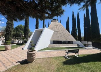 Gobierno de Sonora rehabilita el mausoleo Luis Donaldo Colosio y Diana Laura Riojas 