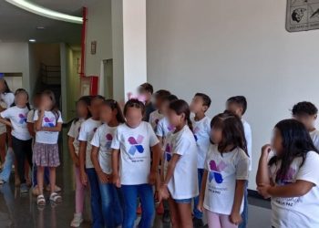 Niñas y niños de La Cholla-Los Arroyos visitan instalaciones del C5i en Hermosillo