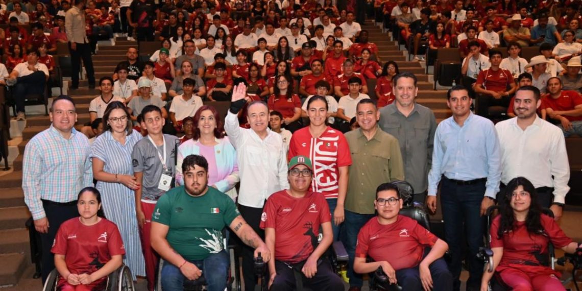 Beneficia Gobernador Durazo a 452 atletas con becas deportivas