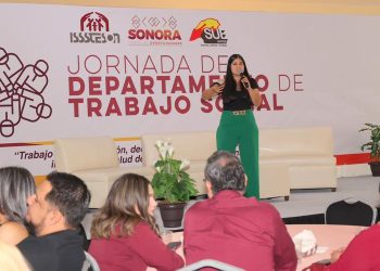 Fortalece Isssteson conocimiento de trabajadores sociales con conferencias