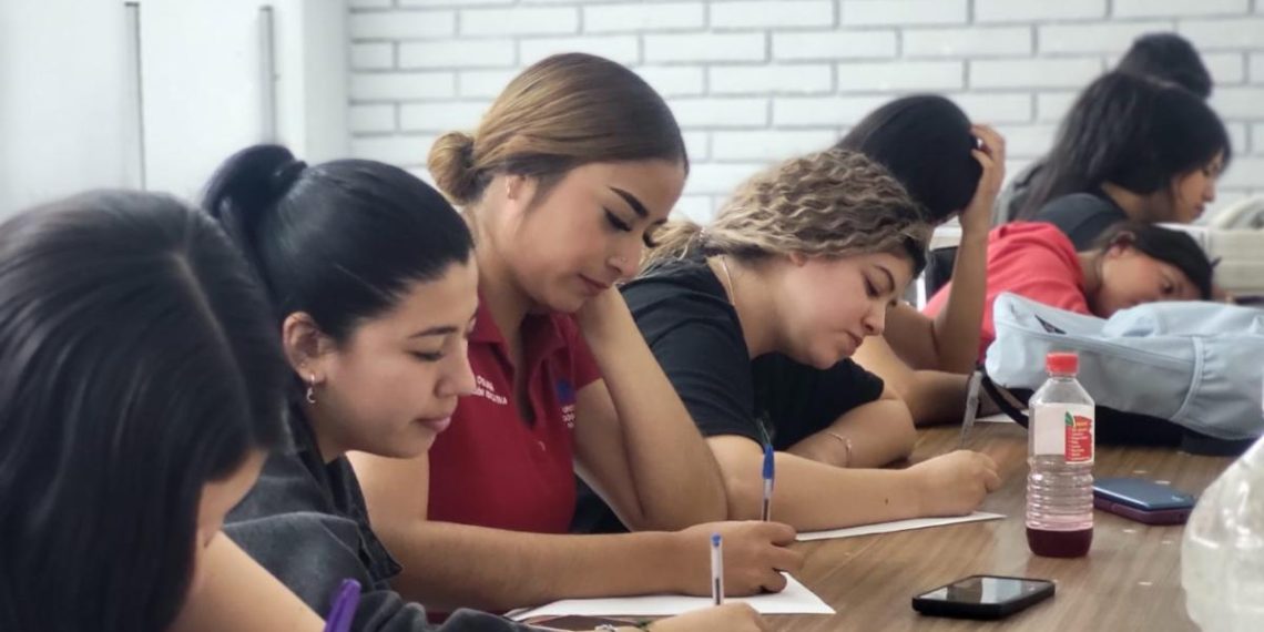 Promueve Creson lectura y escritura con perspectiva de género entre su alumnado