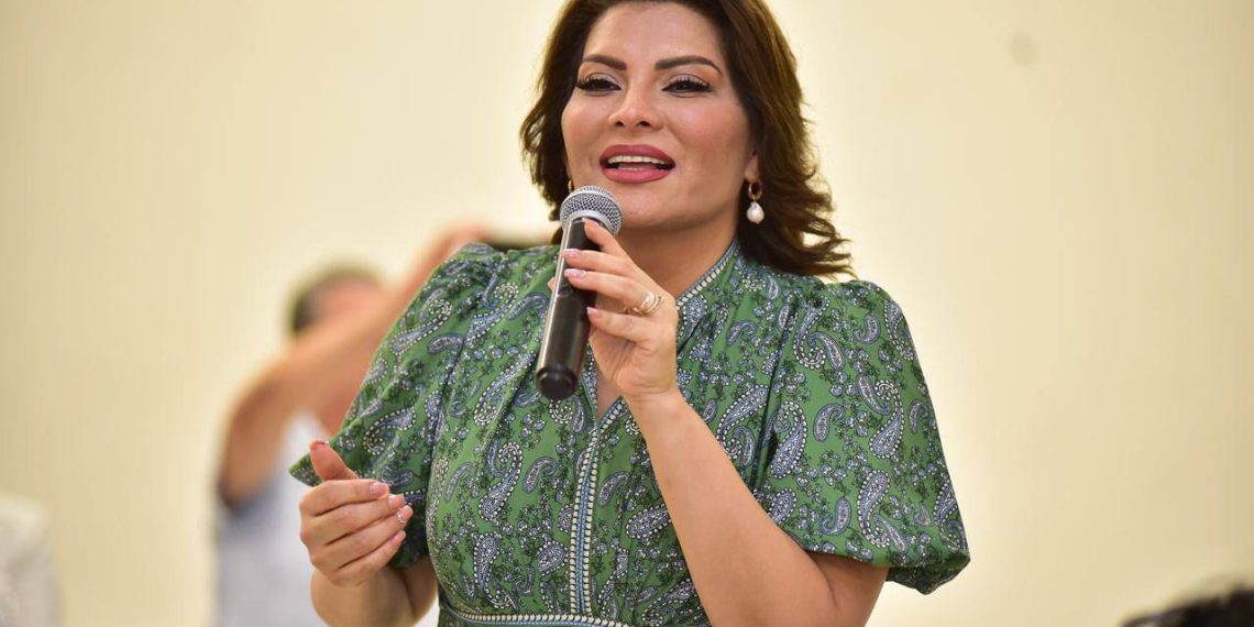 Vamos por un sistema de pensiones dignas: Lorenia Valles