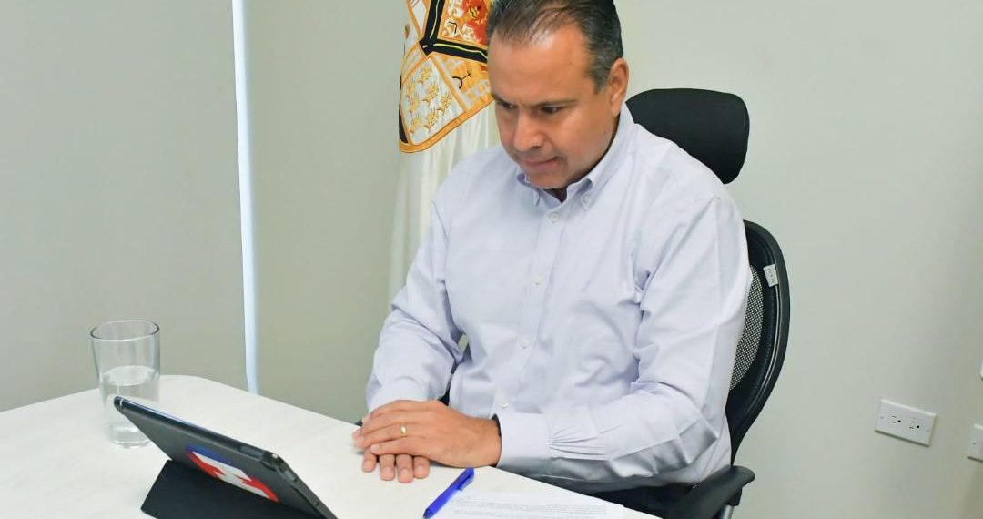 Recibe Toño Astiazarán reconocimiento de la organización mundial WWF por la distinción a Hermosillo como municipio líder en acciones climáticas