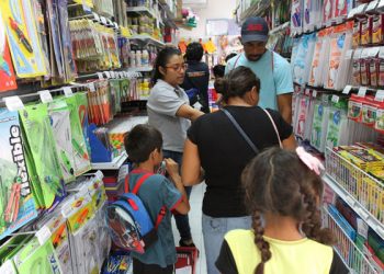 Regreso a clases dejará 125 mil mdp en derrama económica