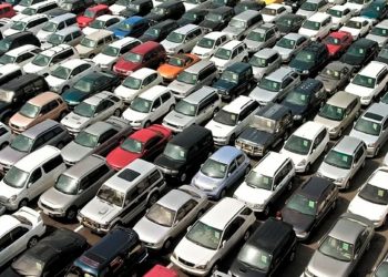 Da AMLO otros 2 años para regularizar autos ‘chocolate’