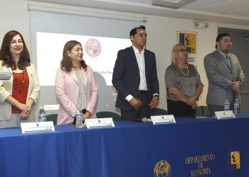 Inauguran rectora y titular de la SEC el X Congreso Regional de Economía en la Unison