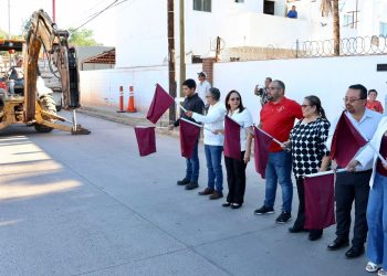 Inicia Ayuntamiento de Guaymas obra de pavimentación en bulevar Bacatete