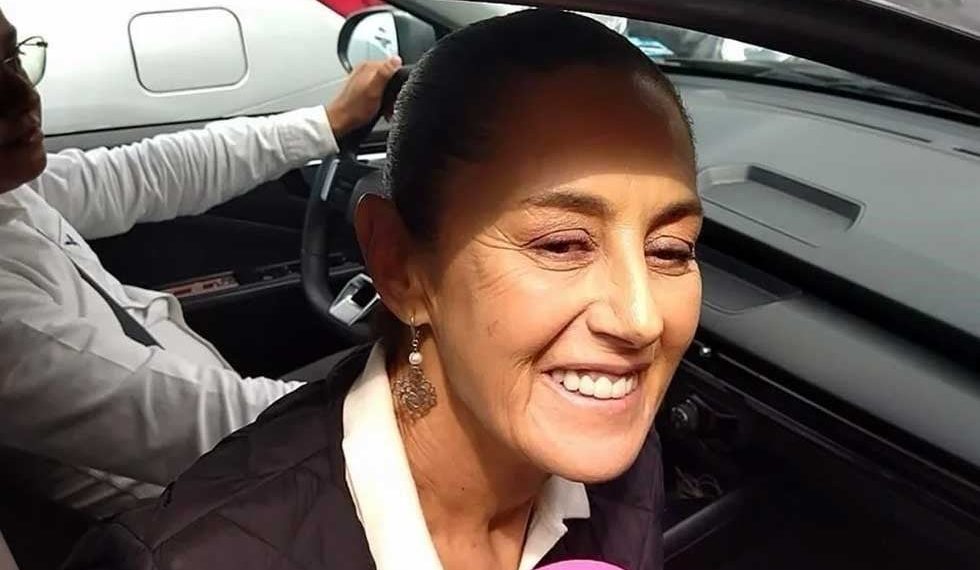 Por lo pronto, Gertz se queda, dice Sheinbaum