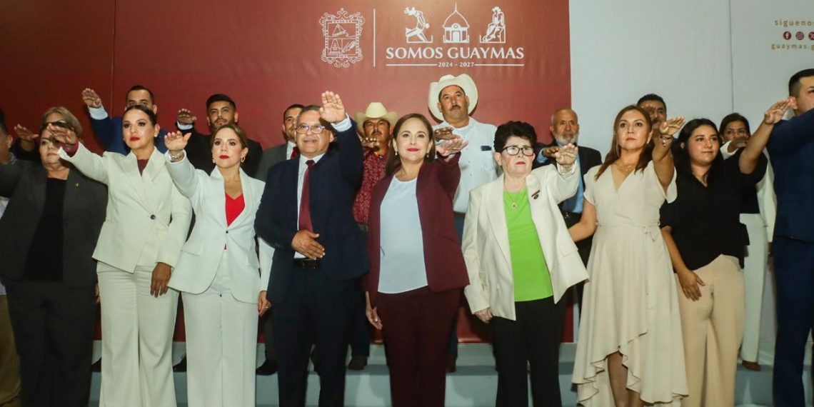 Rinde protesta la doctora Karla Córdova González como alcaldesa de Guaymas 2024-2027