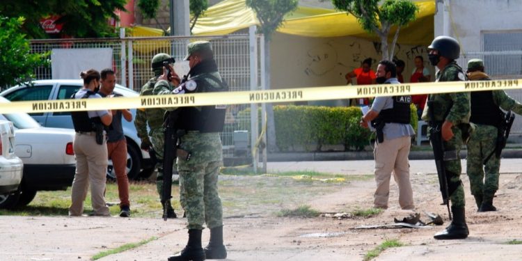 Homicidio doloso, principal causa de muerte en hombres de 15 a 44 años de edad en primeros meses del año