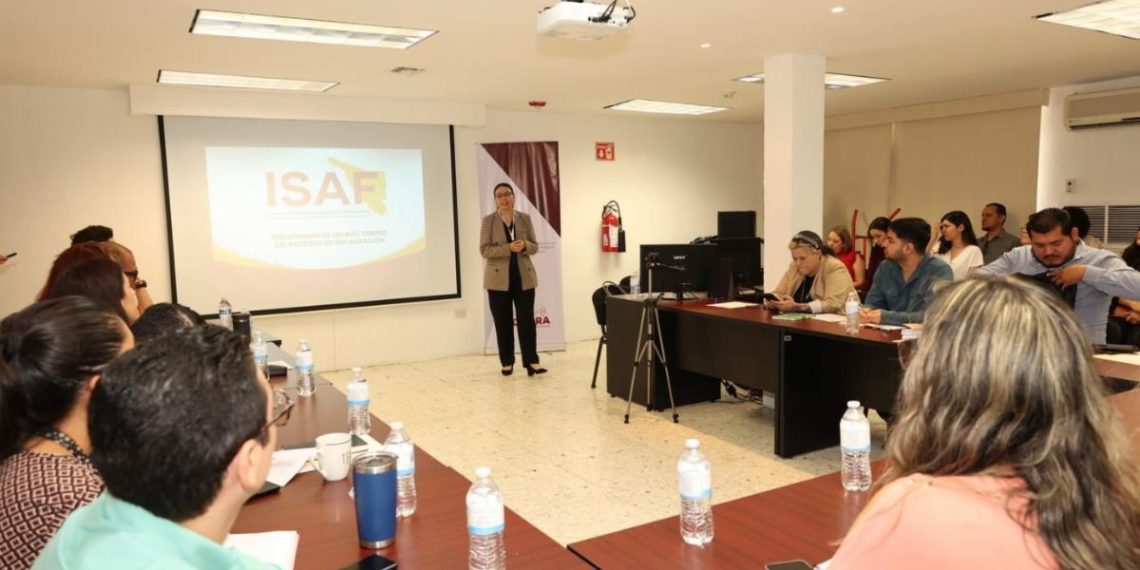 Capacita Isssteson a personal y refuerza conocimientos en beneficio de los derechohabientes 