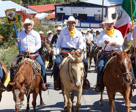 Encabeza Turismo exitosas fiestas patronales en Bavispe 2024