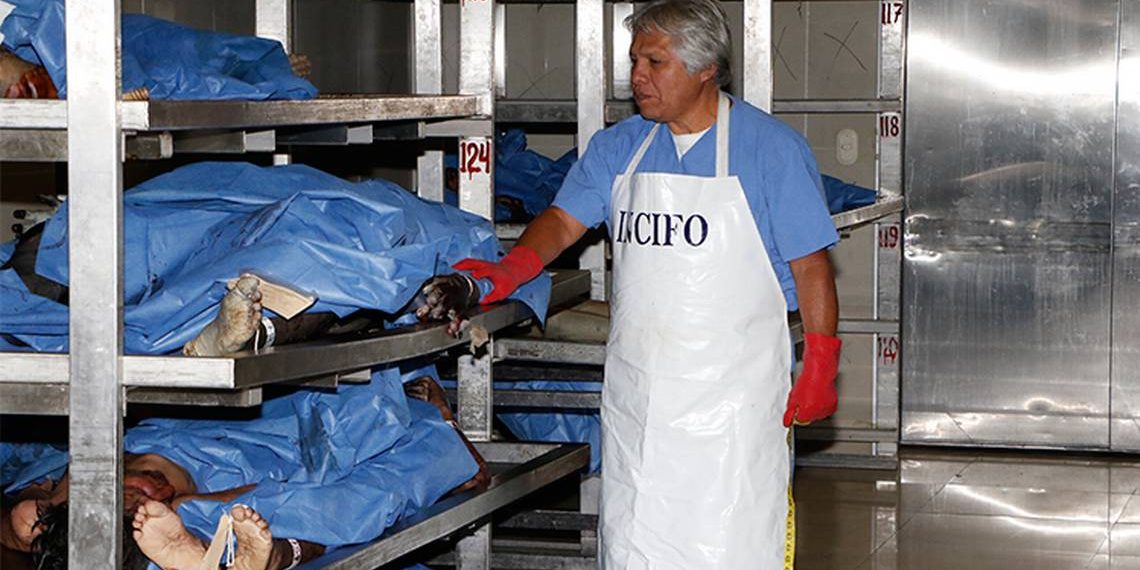 Cierra sexenio de AMLO con más de 72,100 cuerpos sin identificar