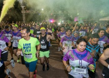 Celebra ISJ con éxito la Carrera Vaquera Neón