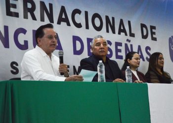 Conmemoran DIF Sonora y UTH el Día Internacional de la Lengua de Señas con conversatorio