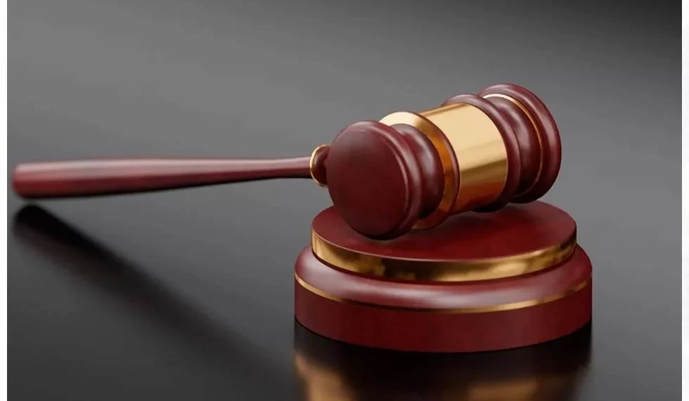 Da juez otra suspensión definitiva contra reforma judicial