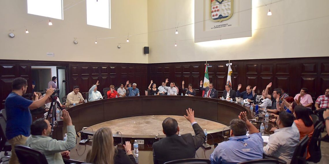 Aprueba Cabildo actas, acuerdos aclaratorios y reformas al reglamento interior