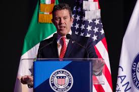 Empresas de EE.UU. frenan anuncios de inversión en México por polémica reforma judicial