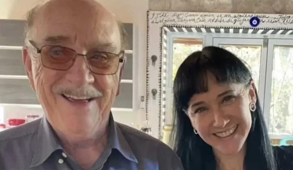 Muere el papá de Susana Zabaleta; pospone show