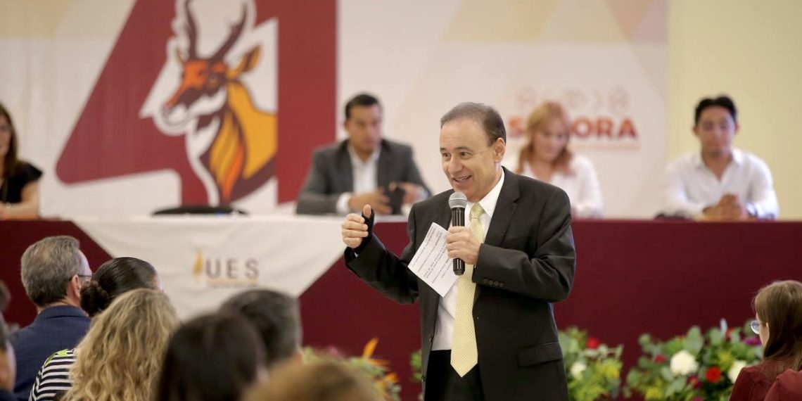 Destaca Gobernador Durazo promoción del Plan Sonora para formación de estudiantes de la UES