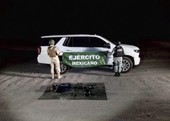 Aseguran vehículo, cartuchos, cargadores y ropa táctica en Sonoyta