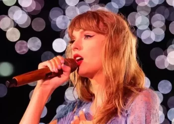 Taylor Swift dona 5 millones de dólares a damnificados de huracán Helene y Milton
