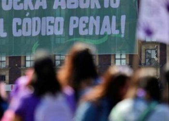 Fiscalía de Querétaro imputa por homicidio a menor que habría sufrido aborto espontáneo