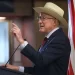 Ken Salazar rechaza que EU niegue información sobre El Mayo Zambada
