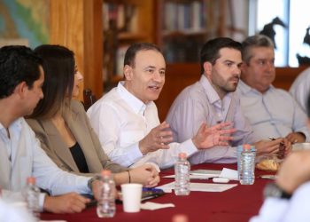 Acuerdan Gobernador Durazo y organismos empresariales agenda conjunta de promoción al Plan Sonora