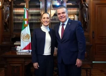 Revisa Sheinbaum con CCE futuras inversiones