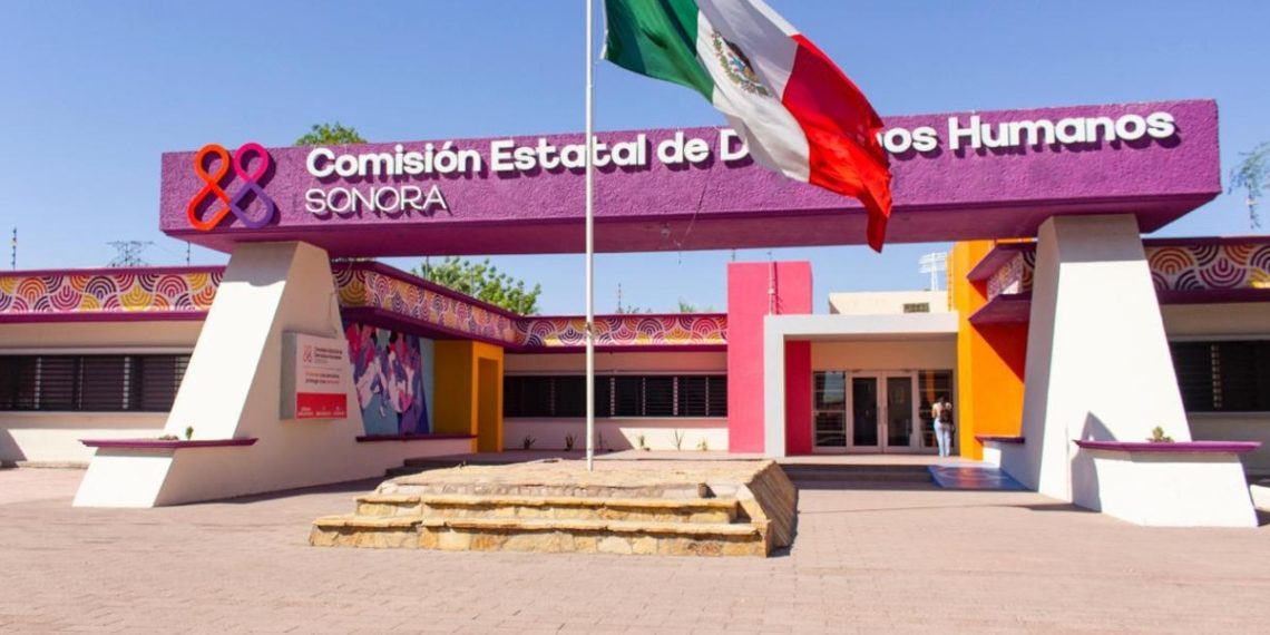 Dos ganadores en el concurso de mural de la CEDH Sonora