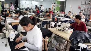 Pierde industria del vestido 20 mil empleos por contrabando