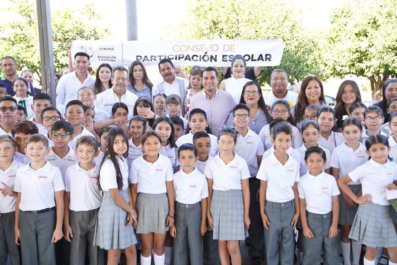 Fortalece SEC promoción de valores cívicos y acercamiento entre comunidad escolar