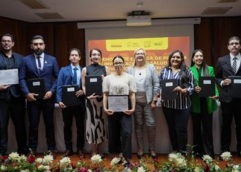 Distingue Gobierno de Sonora a médicas y médicos investigadores destacados en el ramo de la salud