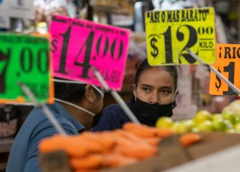 Economía ‘revive’ en julio por el consumo y la inversión