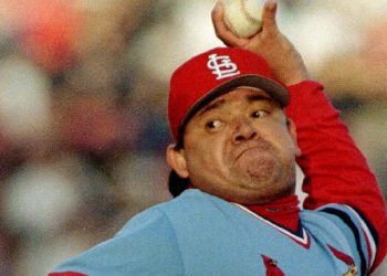 Murió el legendario Fernando Valenzuela