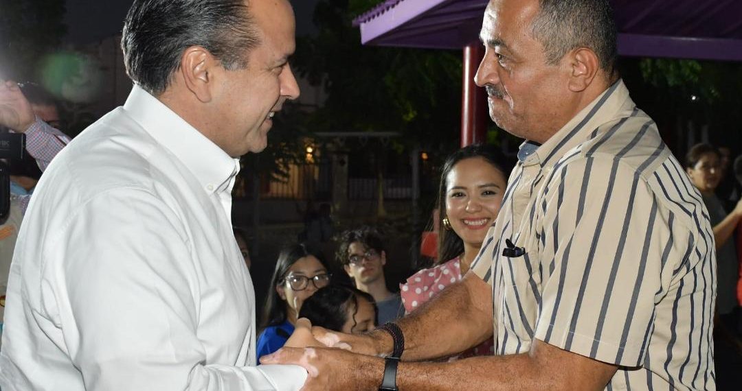 Invita Toño Astiazarán a vecinos de Villa Bonita a participar en el Presupuesto CRECES