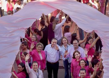 Promueve Toño Astiazarán la prevención del Cáncer de Mama