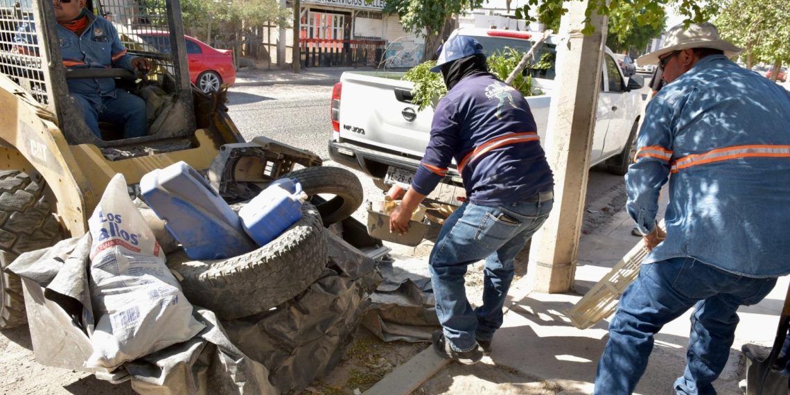 Realizan descacharre en la colonia Carmen Serdán