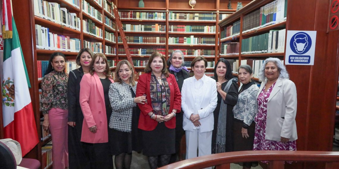 Reconoce Congreso del Estado  a luchadoras sociales con la entrega de la Presea del Poderío de las Mujeres Sonorenses 2024
