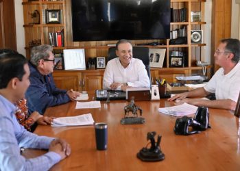 Firma Gobernador Durazo acuerdo con Fondo de Cultura Económica 