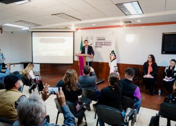 Gobernador Durazo invita a ciudadanía a disfrutar el desfile cívico, deportivo y cultural